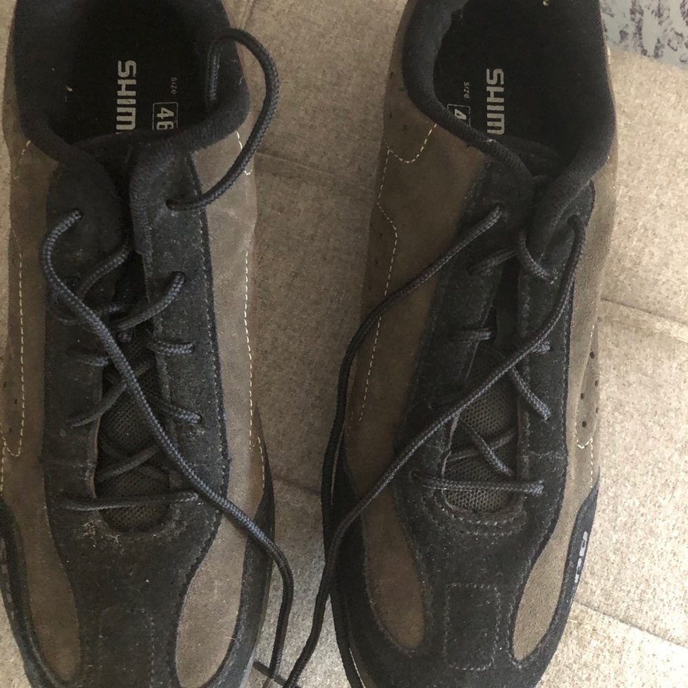 Shimano Bike shoes. Black and greenish grey